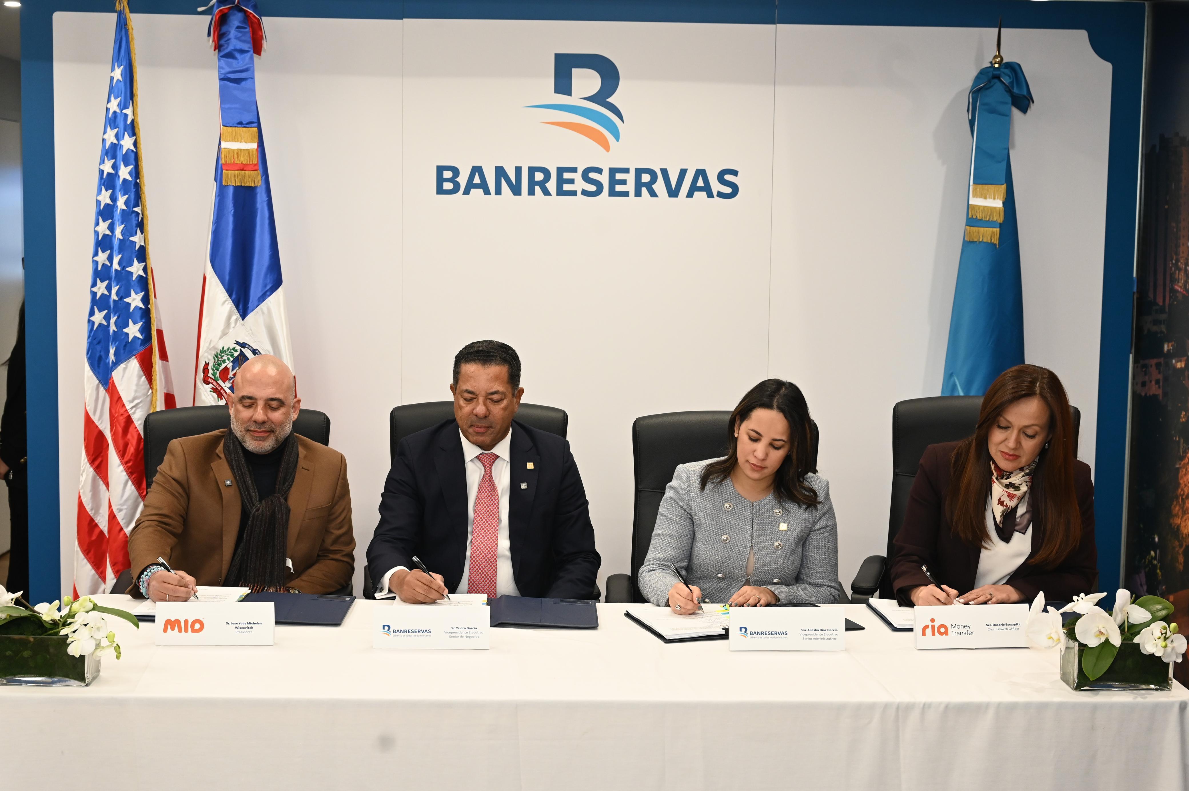 Banreservas, MIO y Ria Money Transfer anuncian alianza para fortalecer remesas e inclusión financiera en República Dominicana