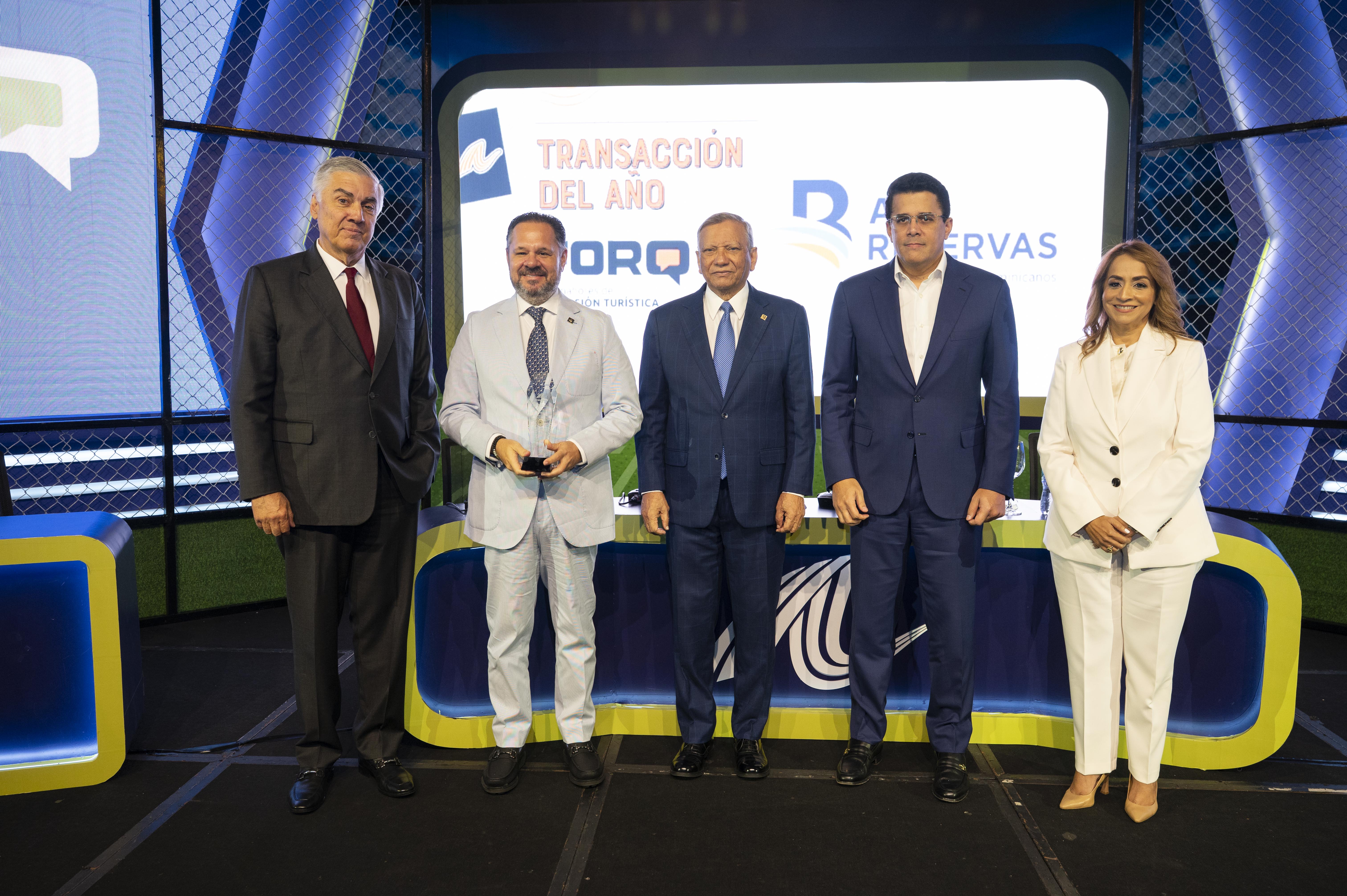 Asonahores reconoce a Banreservas  por sus aportes al desarrollo del turismo dominicano