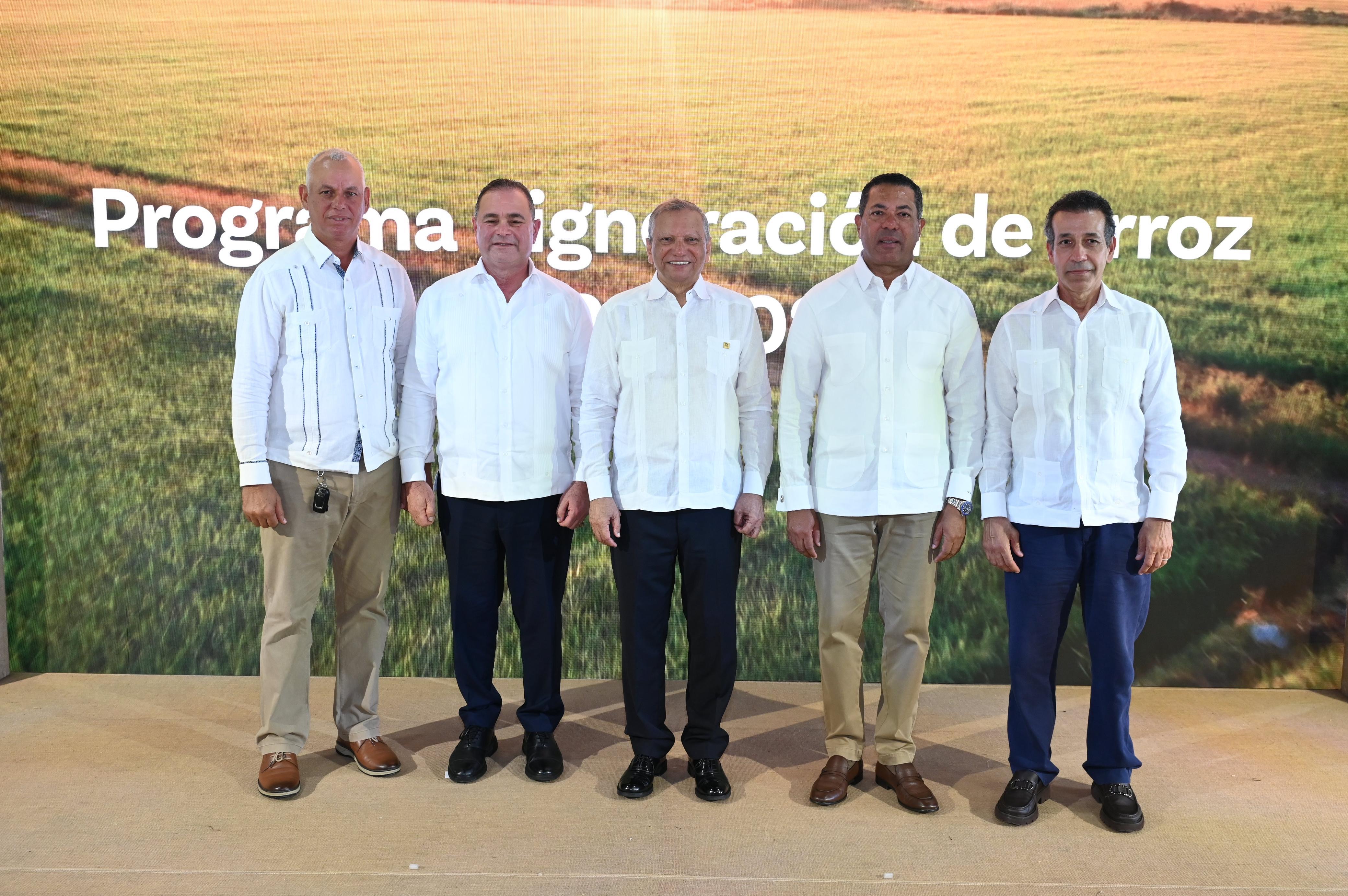 Banreservas destina RD$12,000 millones para financiar producción de arroz 2026-2027